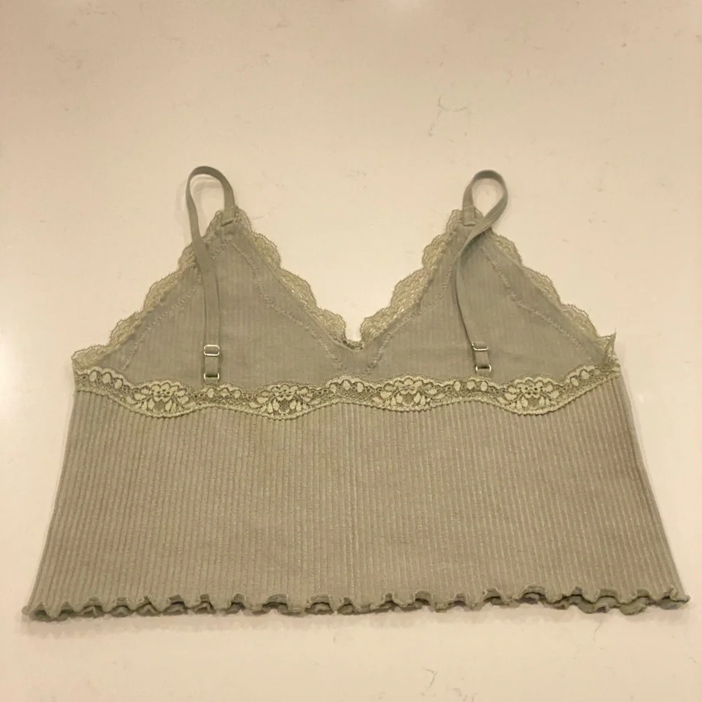 Green Tank with Lace Trim - Picture 2 of 6